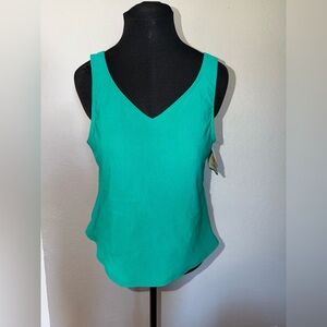 L.L. Bean Women’s Bathing suit Top New With Tags Size 18 Reg TOP